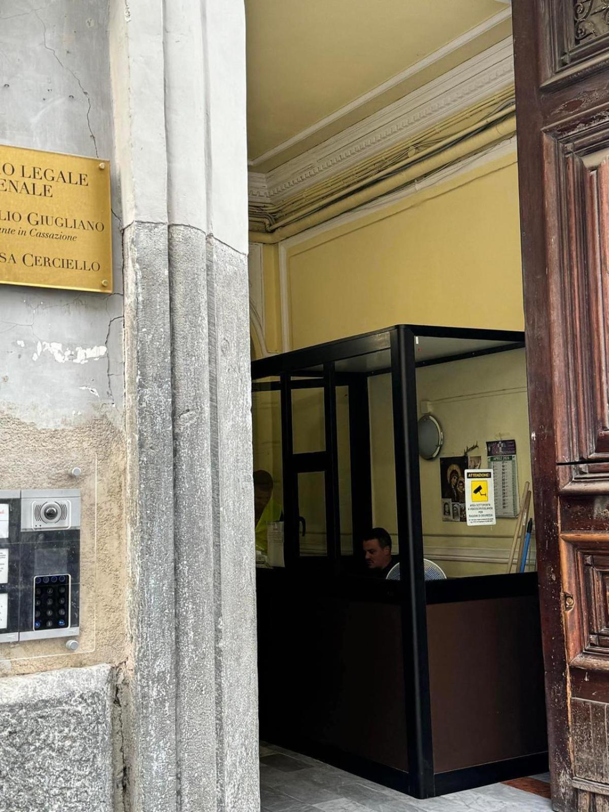 Appartement House Station Naples